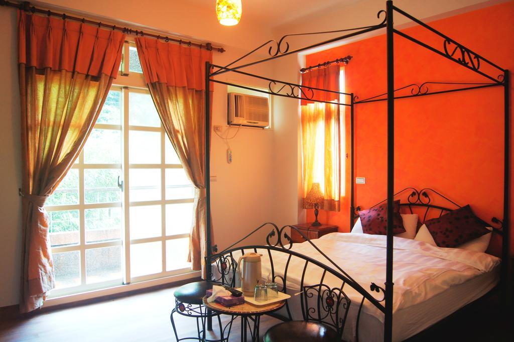 Left Bank Bnb Ťiao-si Exteriér fotografie